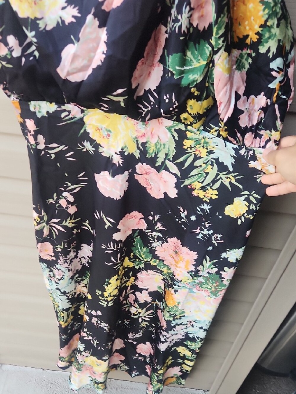 Petal & Pup Black Floral Funnel Neck Satin Midi Dress NWOT Sz XL - Picture 6 of 8